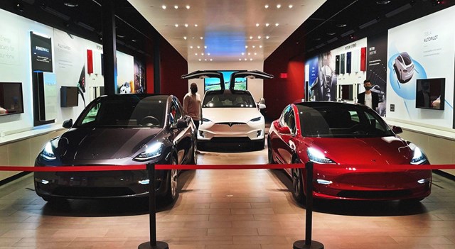 Ch&iacute;nh s&aacute;ch giảm gi&aacute; c&oacute; thể th&uacute;c đẩy doanh số tr&ecirc;n to&agrave;n cầu của Tesla tăng từ 12% - 15% trong năm 2023.