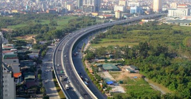 Chờ đợi &#39;c&#250; hu&#253;ch&#39; từ c&#225;c dự &#225;n đường sắt đ&#244; thị - Ảnh 1