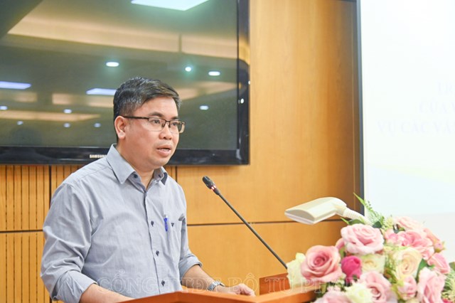 Đồng ch&iacute; Cao Đăng Vinh,&nbsp;Ph&oacute; Vụ trưởng Vụ Ph&aacute;p luật D&acirc;n sự - Kinh tế b&aacute;o c&aacute;o t&oacute;m tắt kết quả c&ocirc;ng t&aacute;c năm 2023. &nbsp;