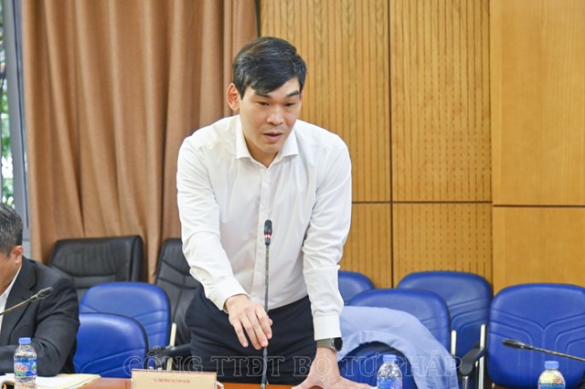 Đồng ch&iacute; Đặng Trần Anh Tuấn, Vụ trưởng&nbsp;Vụ Con nu&ocirc;i. &nbsp;