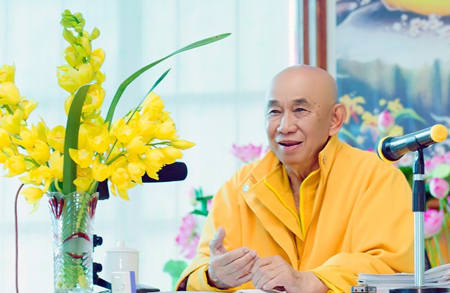 H&ograve;a Thượng Th&iacute;ch Huệ Đăng