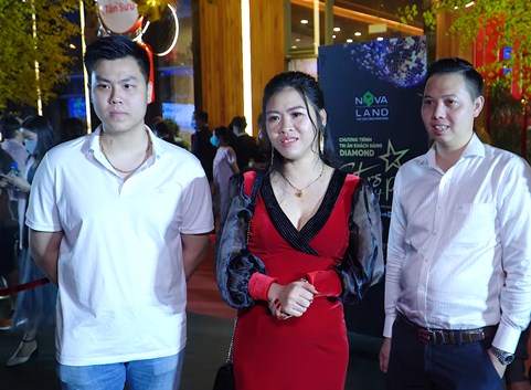 Chị B&iacute;ch Ngọc đầu tư nhiều dự &aacute;n v&igrave; tin tưởng v&agrave;o uy t&iacute;n Novaland, ti&ecirc;u biểu c&oacute; c&aacute;c Dự &aacute;n tại TP HCM như The Grand Manhattan (Q.1), Golden Mansion (Q. Ph&uacute; Nhuận), Victoria Village (Q.2) v&agrave; NovaWorld Ho Tram (B&agrave; Rịa Vũng T&agrave;u).