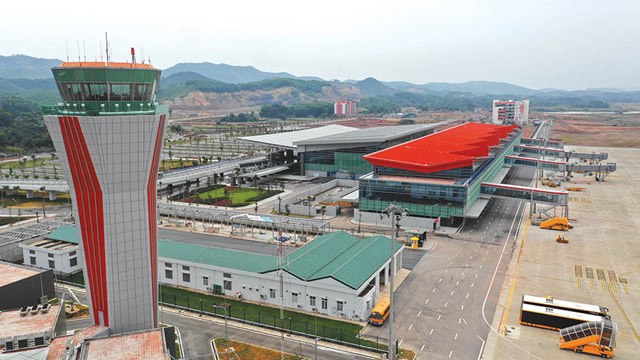 S&acirc;n bay V&acirc;n Đồn do nh&agrave;&nbsp;đầu tư&nbsp;tư nh&acirc;n bỏ vốn x&acirc;y dựng to&agrave;n bộ.
