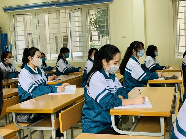 Học sinh H&#224; nội từ lớp 7 đến lớp 12 đi học từ ng&#224;y 8/2 - Ảnh 1