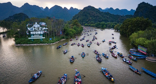 Tạm dừng tổ chức Lễ hội ch&#249;a Hương - Ảnh 1