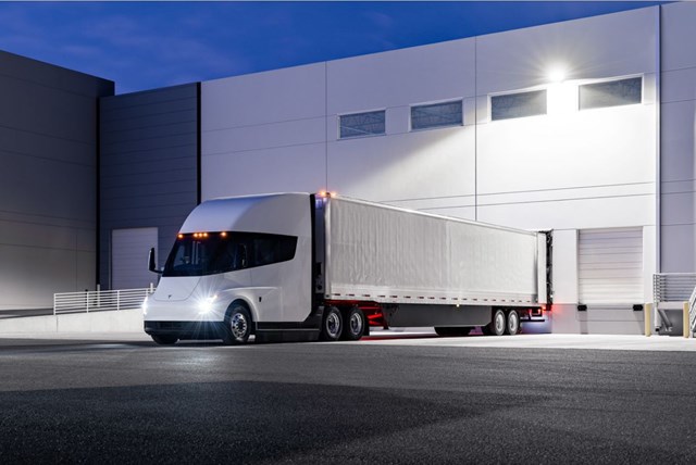 Xe tải điện Semi của Tesla.