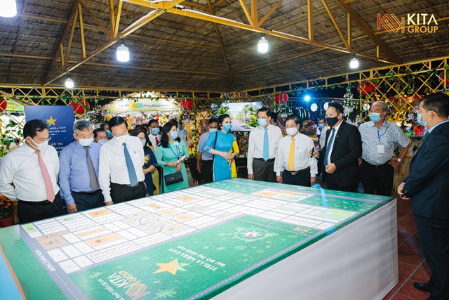 KITA Group t&#224;i trợ 6 tỷ cho đường hoa lớn nhất khu vực miền T&#226;y - Ảnh 4