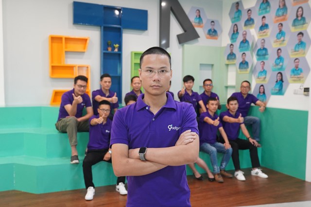 &Ocirc;ng Giang Thi&ecirc;n Ph&uacute; - CEO C&ocirc;ng ty Cổ phần Giải ph&aacute;p c&ocirc;ng nghệ Gadget.