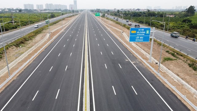 Dự &aacute;n gi&uacute;p c&aacute;c phương tiện ra v&agrave;o cao tốc được thuận lợi hơn, r&uacute;t ngắn thời gian