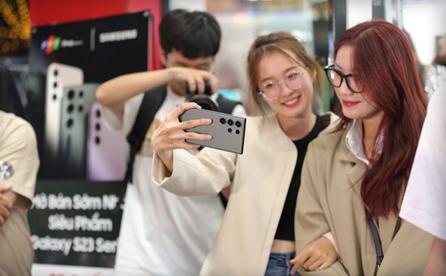 Xu hướng ti&#234;u d&#249;ng: Người Việt mua Galaxy S23 cứ mẫu đắt nhất m&#224; mua - Ảnh 3