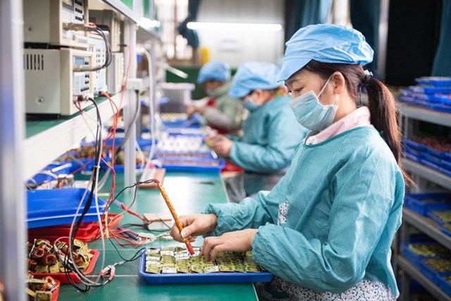 Mặt h&agrave;ng linh kiện điện tử c&ugrave;ng một số sản phẩm từ gỗ được x&aacute;c định l&agrave; nh&oacute;m c&oacute; rủi ro cao về ho&agrave;n thuế Gi&aacute; trị gia tăng (VAT).&nbsp;