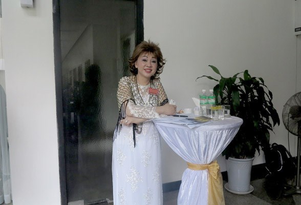 B&agrave; Phan Thị Hoa, Tổng Gi&aacute;m đốc C&ocirc;ng ty TNHH X&acirc;y dựng, kinh doanh nh&agrave; ở Phương Nam.&nbsp;