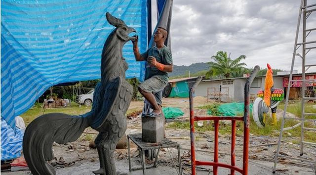 Gi&aacute; một tượng g&agrave; ở Th&aacute;i Lan kh&ocirc;ng hề rẻ.