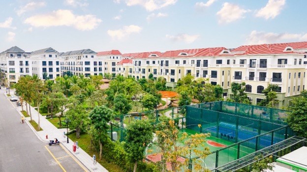 Hệ thống c&ocirc;ng vi&ecirc;n xanh trải d&agrave;i trong đại đ&ocirc; thị với h&agrave;ng loạt c&aacute;c tiện &iacute;ch đẳng cấp đ&atilde; thu h&uacute;t một lượng lớn kh&aacute;ch H&agrave;n đến nơi đ&acirc;y sinh sống &nbsp;