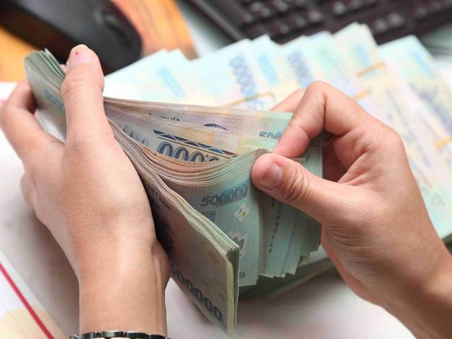 Tiền tr&#234;n li&#234;n ng&#226;n h&#224;ng sẽ kh&#244;ng rẻ như trước? - Ảnh 1