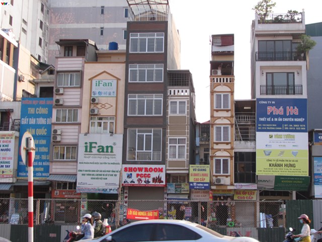 Ban Thường vụ Th&agrave;nh ủy H&agrave; Nội chỉ đạo r&agrave; so&aacute;t, thống k&ecirc; c&aacute;c trường hợp vi phạm trật tự x&acirc;y dựng trong c&aacute;c giai đoạn trước để xử l&yacute; dứt điểm. Nguồn: Internet