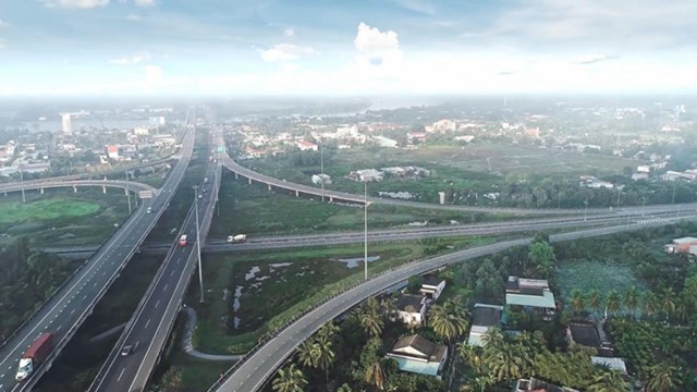 Long An kh&ocirc;ng ngừng ph&aacute;t triển hạ tầng để thu h&uacute;t đầu tư