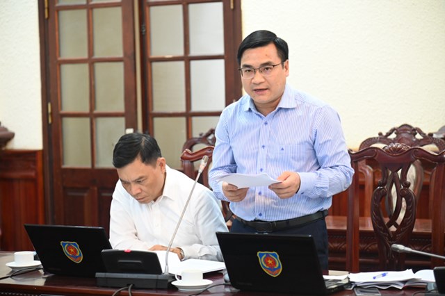 Ph&oacute; Ch&aacute;nh Văn ph&ograve;ng Bộ Tư ph&aacute;p L&ecirc; Tuấn Phong&nbsp;qu&aacute;n triệt việc thực hiện kết luận của Ban Chỉ đạo cải CCHC&nbsp;của Ch&iacute;nh phủ tại Phi&ecirc;n họp thứ ba v&agrave; Kế hoạch&nbsp;CCHC&nbsp;của Bộ Tư ph&aacute;p năm 2023; t&oacute;m tắt dự thảo Kế hoạch kiểm tra c&ocirc;ng t&aacute;c&nbsp;CCHC&nbsp;của Bộ Tư ph&aacute;p năm 2023.