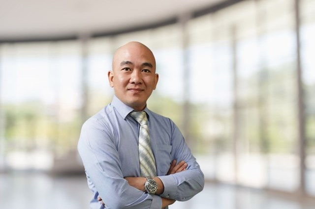 &Ocirc;ng Sử Ngọc Khương.