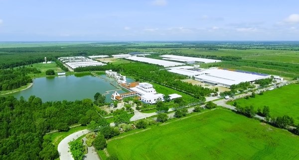 To&agrave;n cảnh &ldquo;resort&rdquo; b&ograve; sữa Vinamilk T&acirc;y Ninh, một trong 13 trang trại của Vinamilk tại Việt Nam