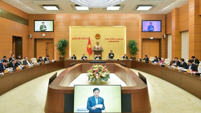 Quang cảnh Phi&ecirc;n họp thứ 31 của Ủy ban Thường vụ Quốc hội cho &yacute; kiến về dự thảo Luật Thủ đ&ocirc; sửa đổi. (Ảnh: Phạm Thắng)