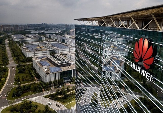 T&ograve;a nh&agrave; ch&iacute;nh của Huawei tại khu sản xuất gần th&agrave;nh phố Th&acirc;m Quyến, tỉnh Quảng Đ&ocirc;ng, Trung Quốc. (Ảnh: Getty Images) &nbsp;