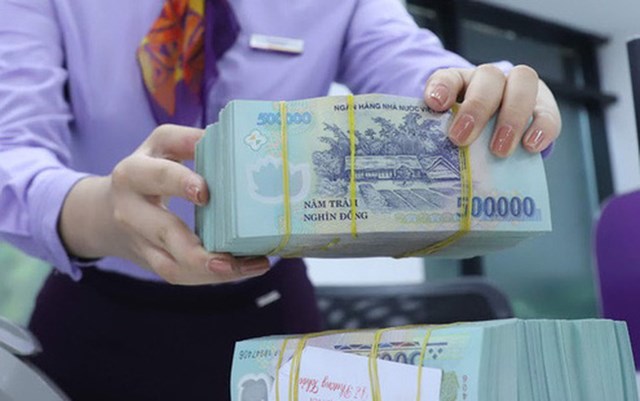 L&#227;i suất đ&#227; d&#242; xong đ&#225;y? - Ảnh 1