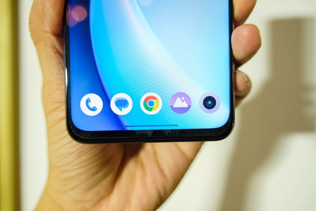 Cận cảnh realme C55: Mini Capsule gi&#225; &#39;b&#236;nh d&#226;n&#39; m&#224; ngỡ  iPhone 14 Pro - Ảnh 15