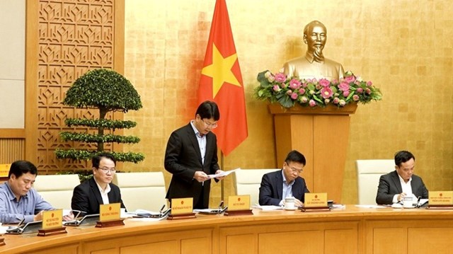 Thứ trưởng Bộ Tư ph&aacute;p Nguyễn Thanh Tịnh b&aacute;o c&aacute;o t&oacute;m tắt t&igrave;nh h&igrave;nh hoạt động của Hội đồng năm 2022, phương hướng, nhiệm vụ năm 2023