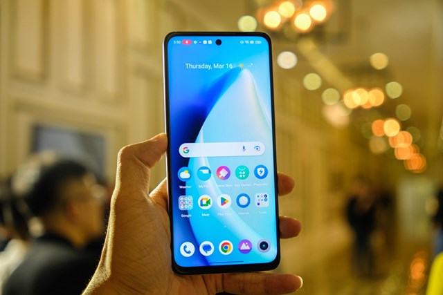 Cận cảnh realme C55: Mini Capsule gi&#225; &#39;b&#236;nh d&#226;n&#39; m&#224; ngỡ  iPhone 14 Pro - Ảnh 2