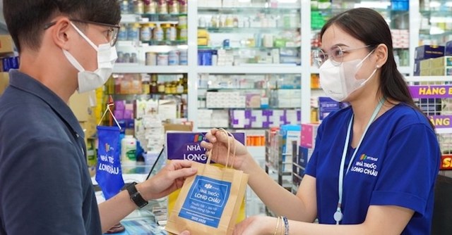 Nh&#224; thuốc Long Ch&#226;u đưa tr&#237; tuệ nh&#226;n tạo v&#224;o b&#225;n lẻ dược phẩm - Ảnh 1