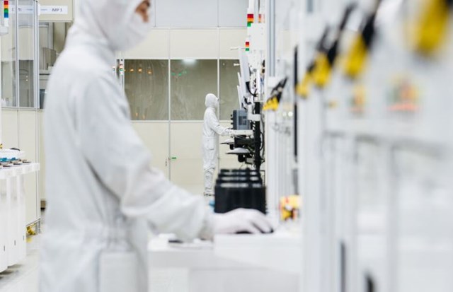Hoạt động sản xuất chip nhớ mang t&iacute;nh chất to&agrave;n cầu. &nbsp;