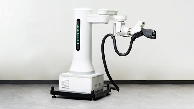 Hyundai ph&#225;t triển robot sạc thay thế nh&#226;n vi&#234;n tại trạm xăng dầu - Ảnh 1
