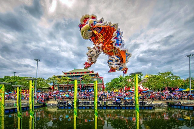 C&ocirc;ng vi&ecirc;n Ch&acirc;u &Aacute;- Asia Park