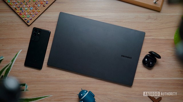 Năm l&#253; do gi&#250;p Samsung trở th&#224;nh thương hiệu điện thoại Android h&#224;ng đầu - Ảnh 4