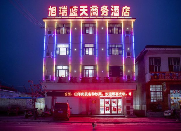 Kh&aacute;ch sạn đạt ti&ecirc;u chuẩn "3 sao"