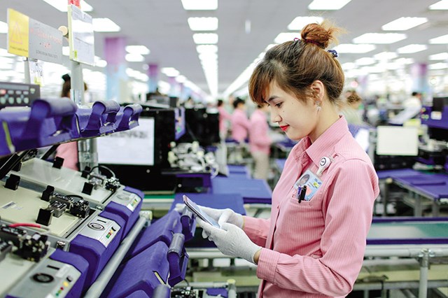 Trong 3 th&aacute;ng đầu năm, vốn đầu tư nước ngo&agrave;i cấp mới v&agrave; tăng th&ecirc;m đều tăng rất mạnh so với c&ugrave;ng kỳ năm ngo&aacute;i.