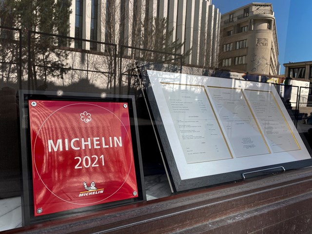 Michelin Guide l&agrave; hệ thống đ&aacute;nh gi&aacute; ẩm thực uy t&iacute;n tr&ecirc;n thế giới&nbsp;