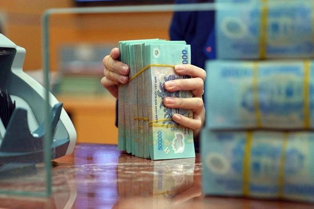 L&#227;i suất vay mua nh&#224; giảm nhẹ, người mua nh&#224; vẫn &#39;đứng ngồi kh&#244;ng y&#234;n&#39; - Ảnh 1