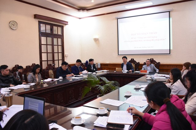 To&agrave;n cảnh phi&ecirc;n họp