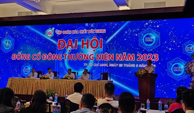 ĐHCĐ Tập đo&#224;n H&#243;a chất Đức Giang (DGC): T&#237;ch trữ tiền mặt khủng, tăng cổ tức 2022 th&#234;m 10% - Ảnh 1