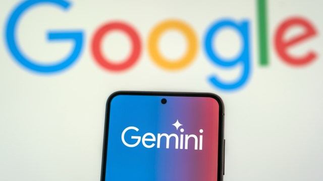Google chơi lớn: Mở miễn ph&#237; AI mạnh nhất, mới nhất cho to&#224;n bộ người d&#249;ng - Ảnh 1