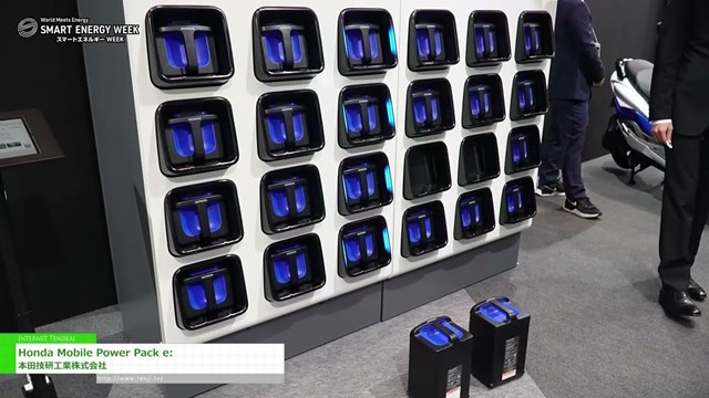 Quyết t&#226;m kh&#244;ng để bị tụt lại ph&#237;a sau, Honda ph&#225;t triển mẫu xe điện c&#243; thể thay pin tại trạm sạc dễ d&#224;ng như đi đổ xăng - Ảnh 3