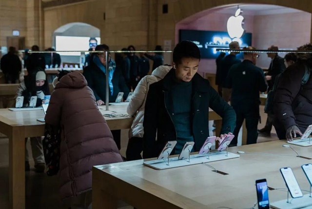 Apple mất th&#234;m 8,5 tỷ USD/năm v&#236; thuế quan của Tổng thống Donald Trump khi sản xuất 90% iPhone tại Trung Quốc, kế hoạch dịch chuyển sản xuất c&#243; đổ bể? - Ảnh 3