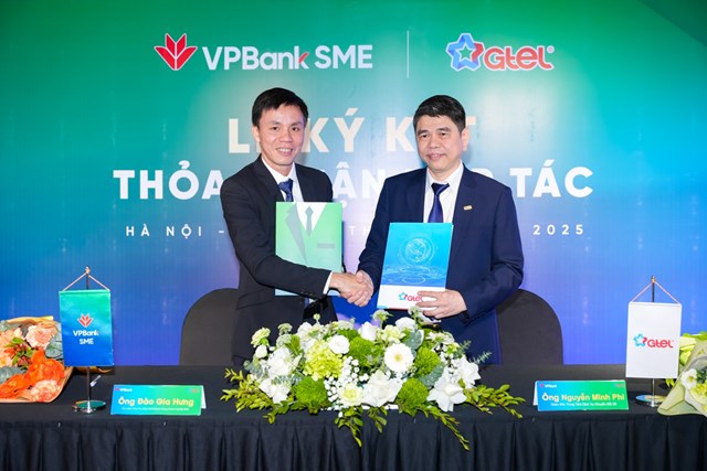 Đại diện VPBank v&agrave; GTEL k&yacute; kết hợp t&aacute;c &nbsp;