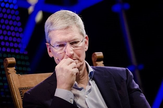 Apple mất th&#234;m 8,5 tỷ USD/năm v&#236; thuế quan của Tổng thống Donald Trump khi sản xuất 90% iPhone tại Trung Quốc, kế hoạch dịch chuyển sản xuất c&#243; đổ bể? - Ảnh 1