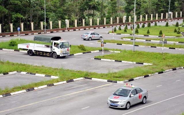Từ 1/6, th&#234;m h&#236;nh thức học l&#253; thuyết thi bằng l&#225;i xe - Ảnh 2