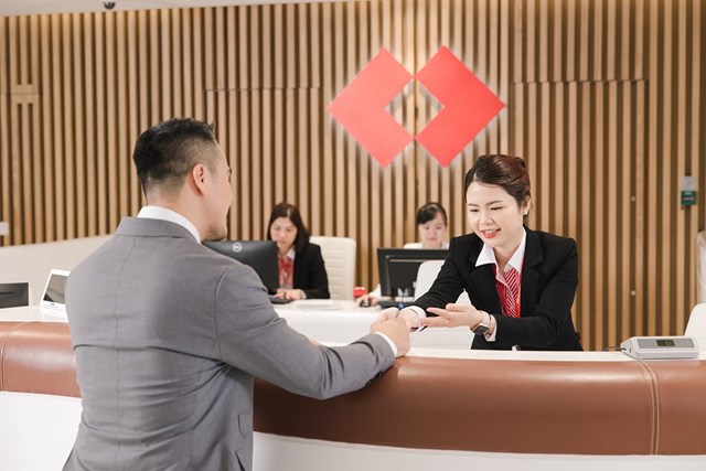 Techcombank ti&#234;n phong triển khai Quyết định 2345/QĐ-NHNN, tăng cường bảo mật v&#224; an to&#224;n giao dịch tr&#234;n ng&#226;n h&#224;ng số bằng sinh trắc học  - Ảnh 1