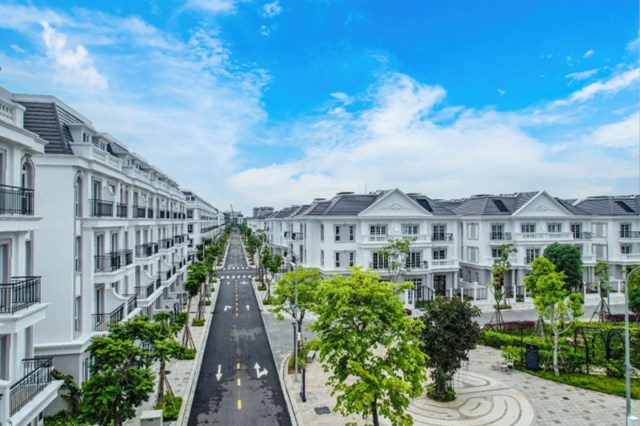 Biệt thự v&agrave; nh&agrave; liền kề tại Eurowindow Twin Parks được b&agrave;n giao đồng bộ mặt ngo&agrave;i. Ảnh:&nbsp;Eurowindow&nbsp;Holding