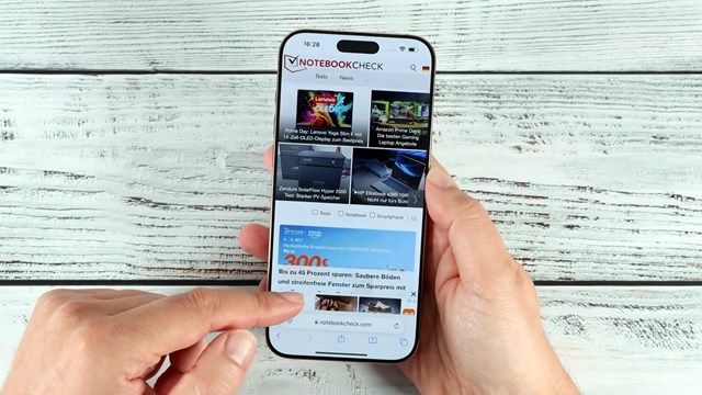 Tr&#225;nh n&#233; thuế quan, Apple ồ ạt nhập khẩu iPhone từ Ấn Độ - Ảnh 2